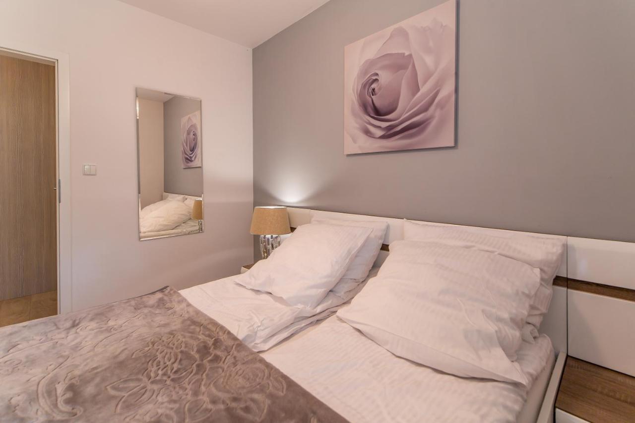Apartament Feniks - Sun Club *